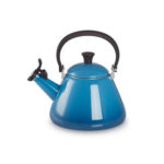 Le Creuset fluitketel Kone Marseille blauw